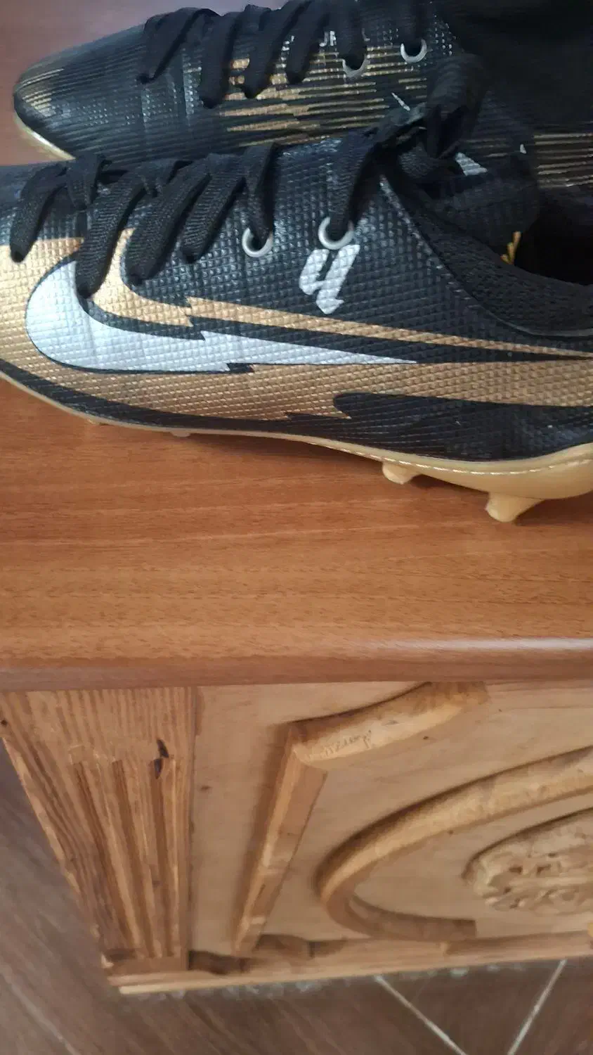 استوک ورزشی سایز ۳۹|تجهیزات ورزشی|رشت, باهنر|دیوار