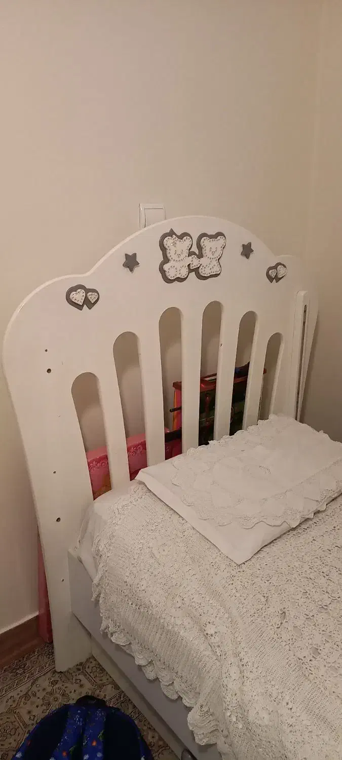 تخت و کمد بچه|تخت و سرویس خواب|تهران, علم و صنعت|دیوار