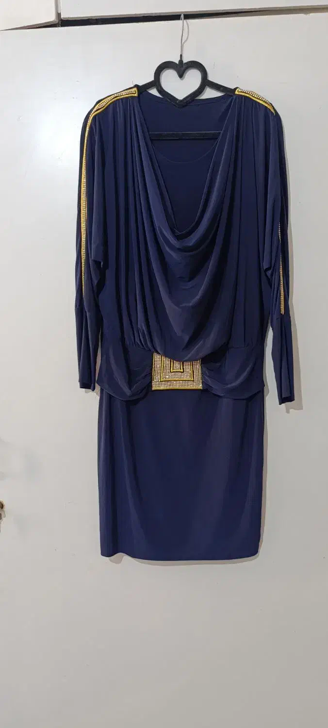 لباس زنانه|لباس|شهریار, شهریار|دیوار