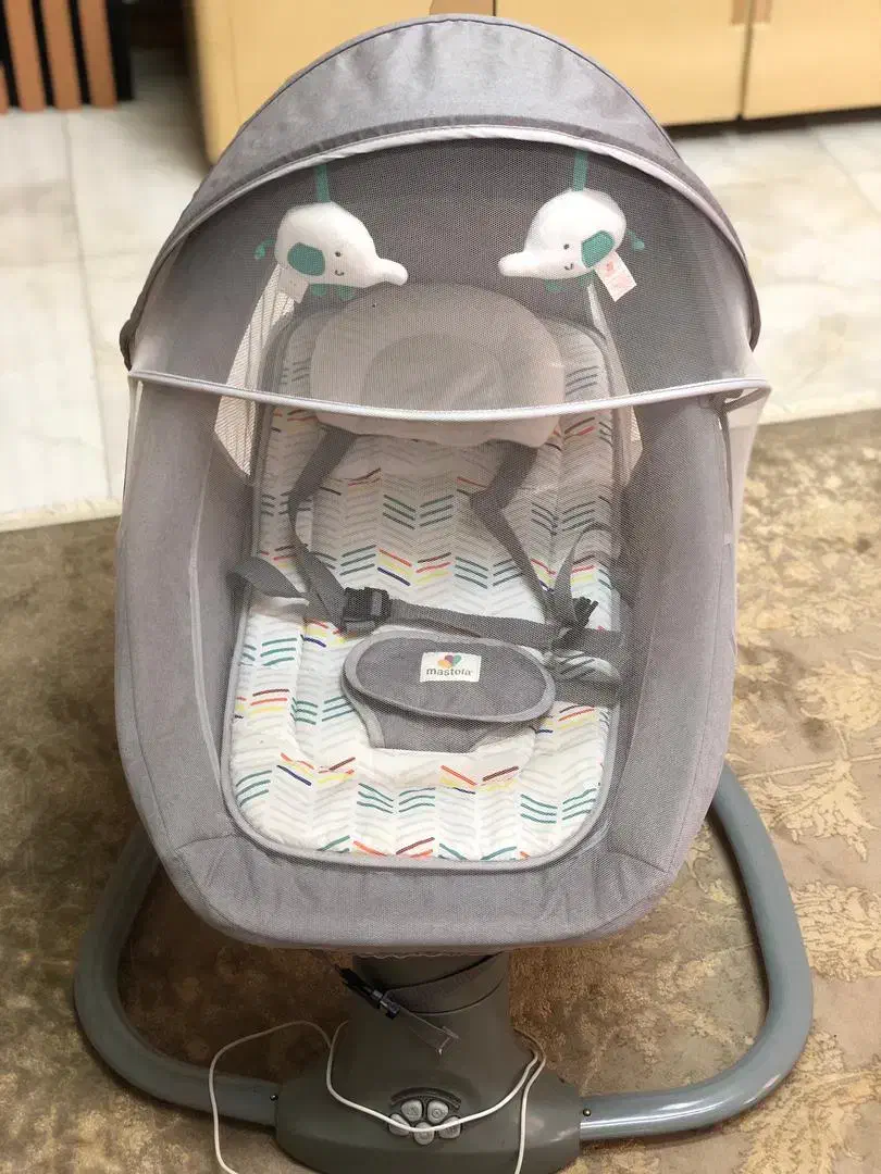 گهواره برقی ماستلا|اسباب و اثاث بچه|رشت, چله خانه|دیوار