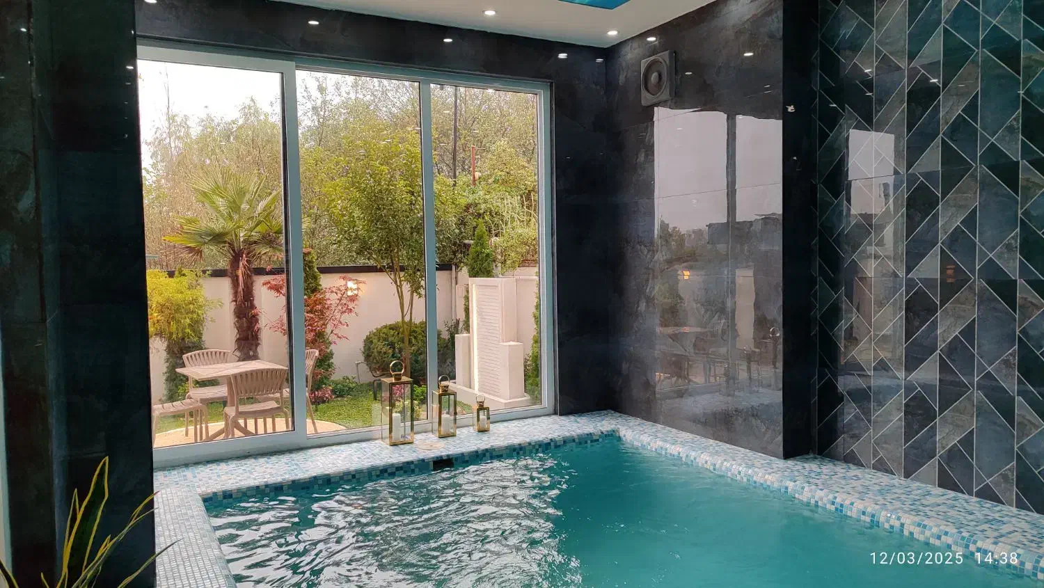 ویلای 300متری دهکده سیاهرود استخردار مدارک کامل|فروش خانه و ویلا|رویان, |دیوار