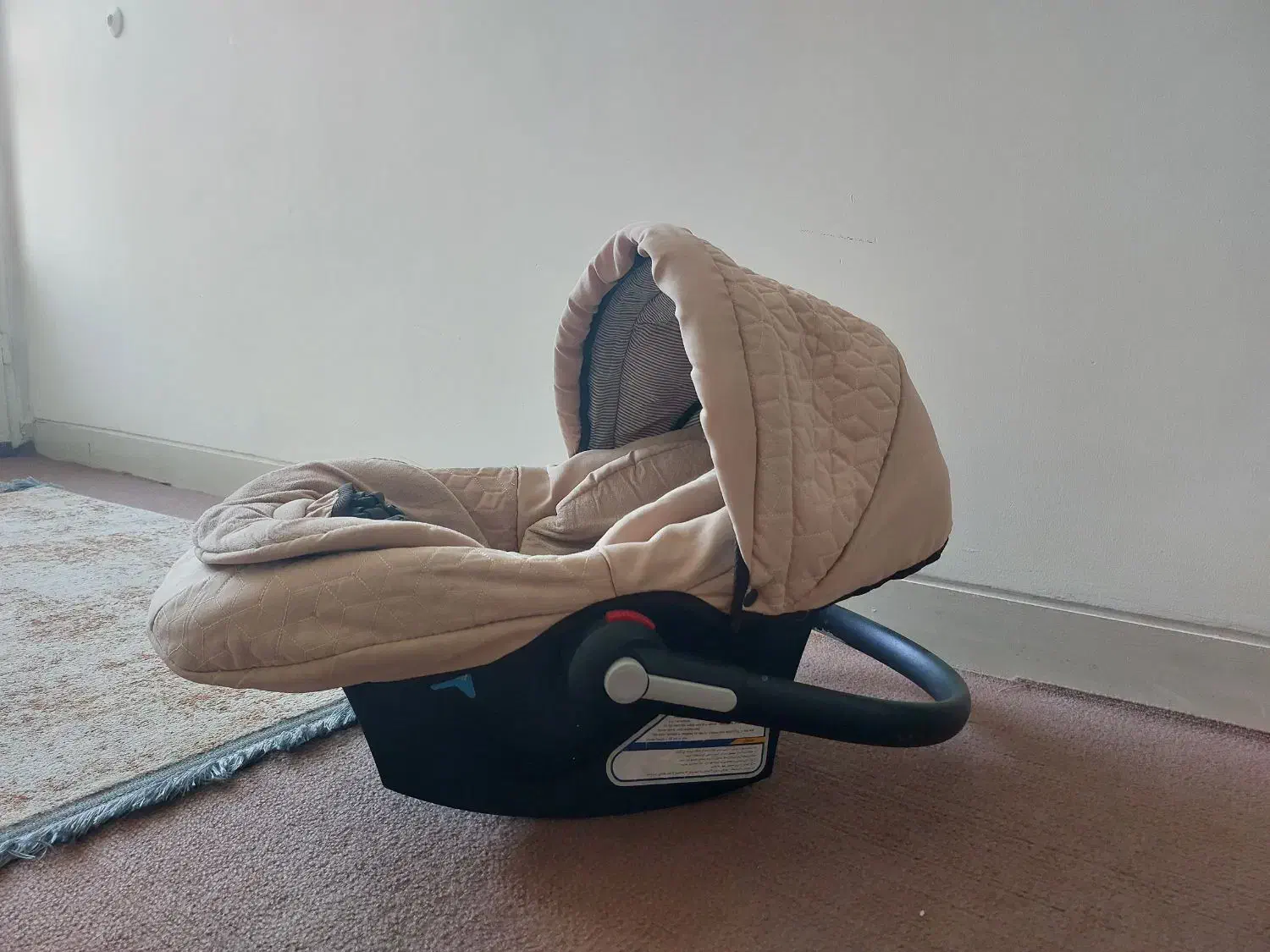 فروی فوری سیسمونی نوزادی و لوازم بچه گانه|اسباب و اثاث بچه|شیراز, رازی|دیوار