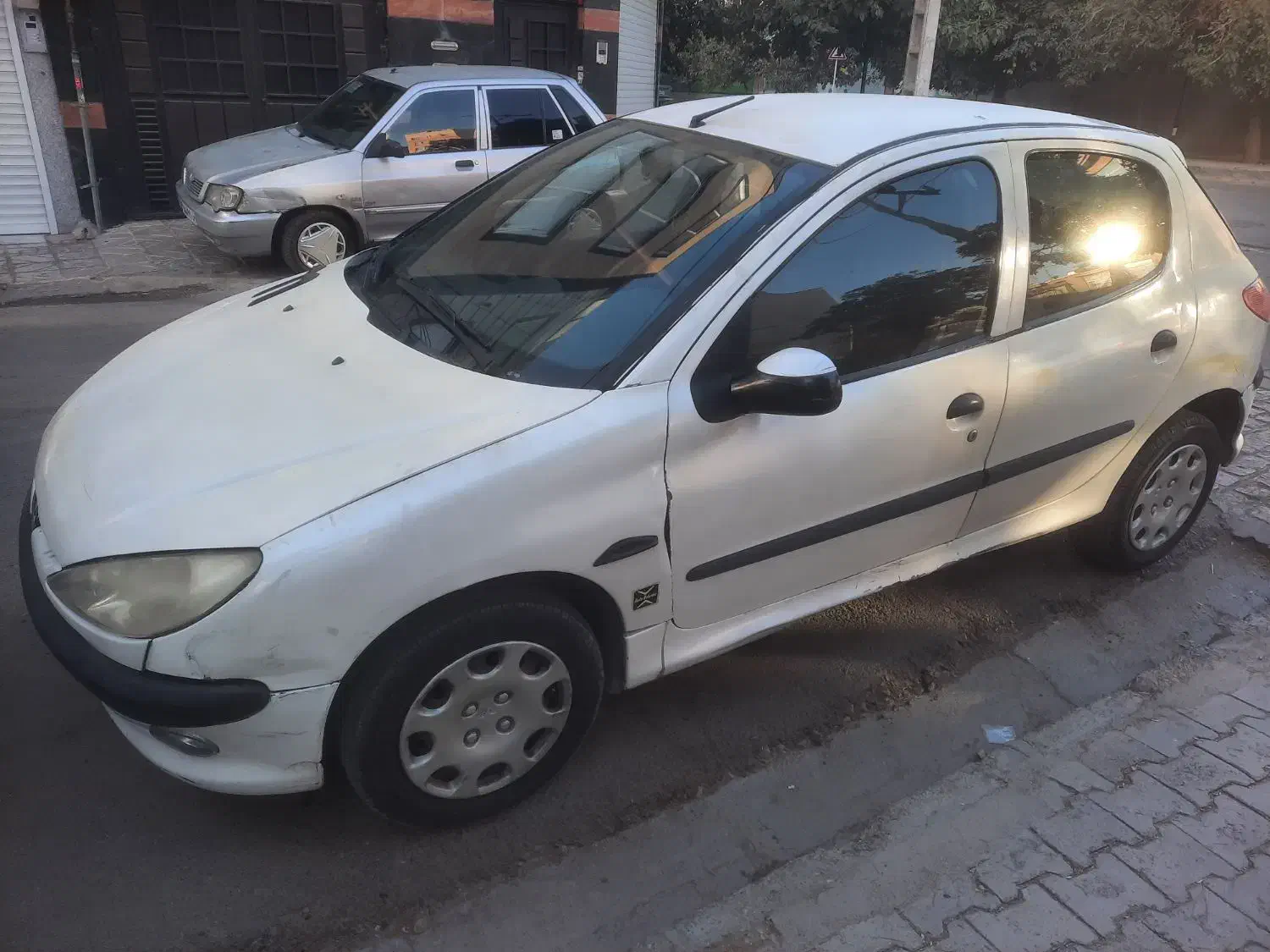 پژو۲۰۶مدل۸۰ تیپ۲،(نصف نقدالباقی اقساط)|خودرو سواری و وانت|مشهد, راه آهن|دیوار