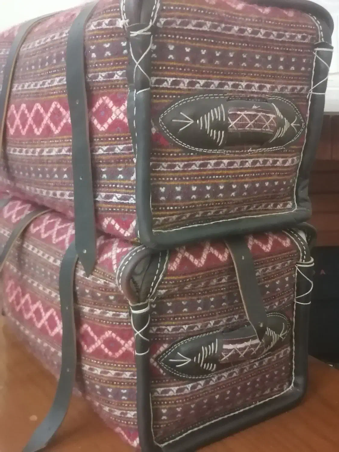 خوابگاه مرینوس|گلیم، جاجیم، گبه|شیراز, زرهی|دیوار