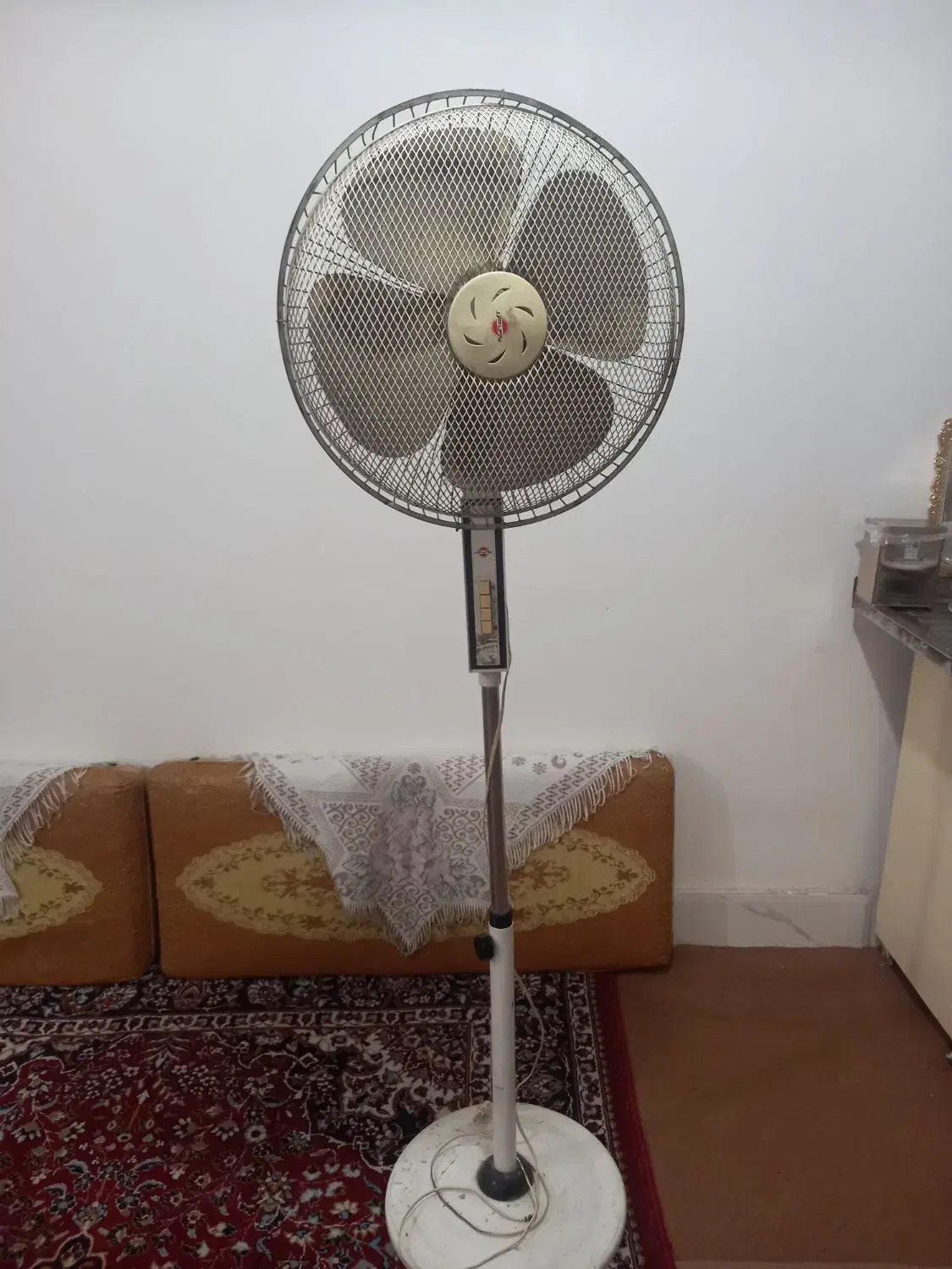 فرگاز و پنکه دستی پایه دار|اجاق گاز و لوازم برقی پخت‌وپز|اهواز, منبع اب|دیوار