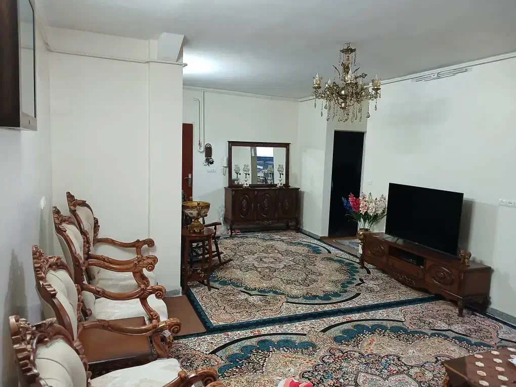 فروش فوری آپارتمان گل نرگس خ شریعتی خ بقایی ط اول|فروش آپارتمان|بروجرد, |دیوار