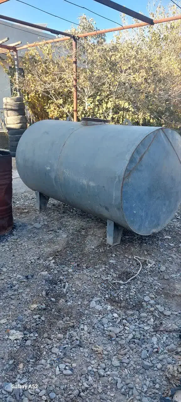 تانکر۲۰۰۰لیتریگالوانیزه|مصالح و تجهیزات ساختمان|سمنان, |دیوار