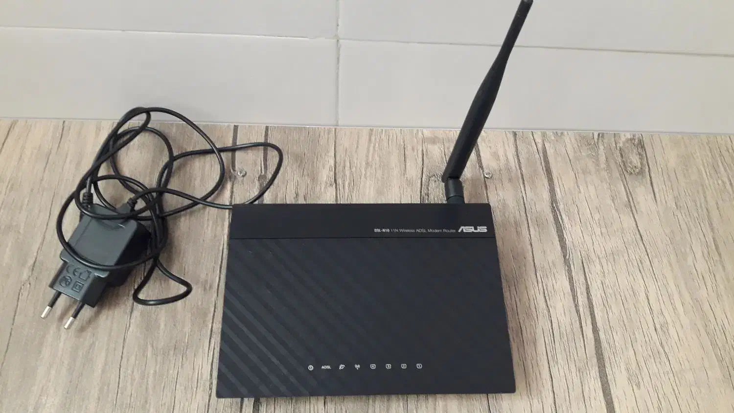 مودم دو انتن تی پی لینک ایسوس و یوتل|مودم و تجهیزات شبکه|قم, ولیعصر|دیوار