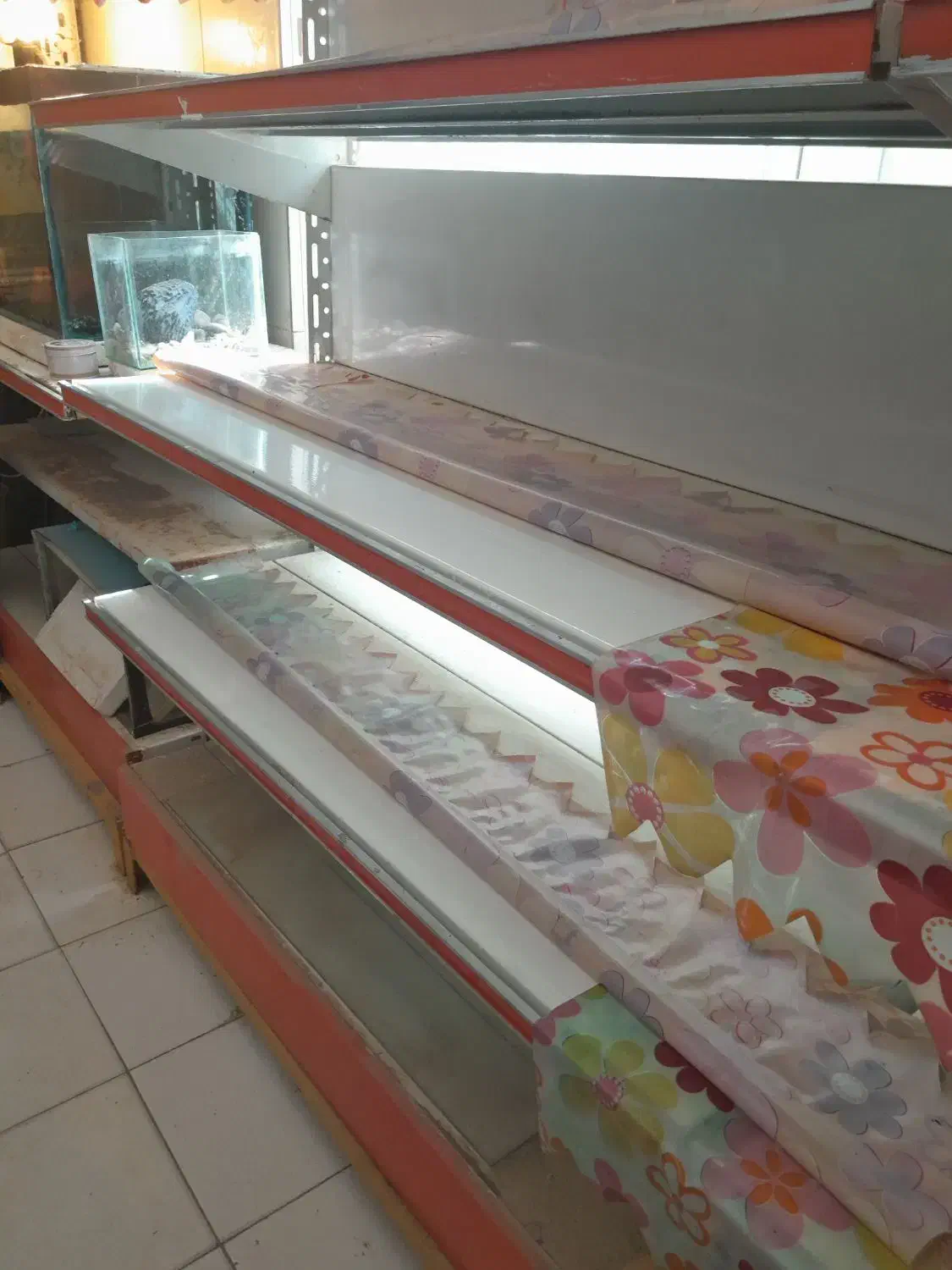 قفسه های دو رنگ سوپری|فروشگاه و مغازه|بهارستان, |دیوار