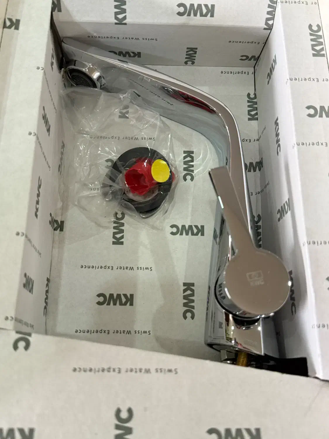 فروش تعدادی شیر روشویی دستشویی حمام زیرقیمت|لوازم سرویس بهداشتی|بندر انزلی, نیمه شعبان|دیوار