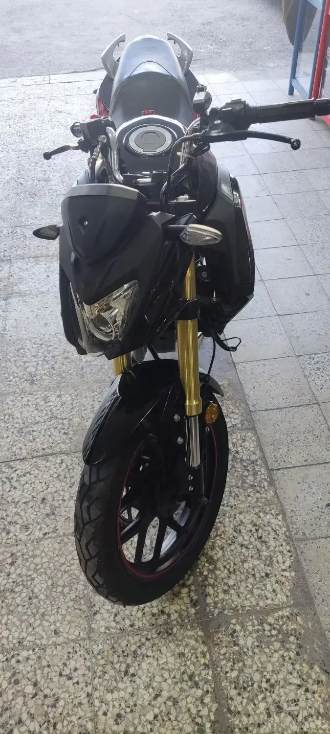 لیفان کی پی اس kps|موتورسیکلت|مبارکه, |دیوار