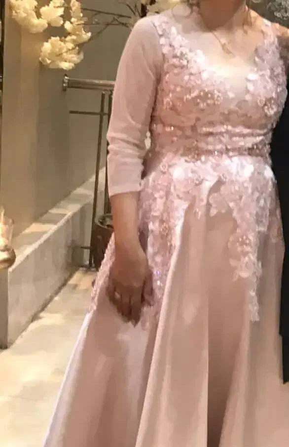 پیراهن مجلسی|لباس|تهران, پرستار|دیوار