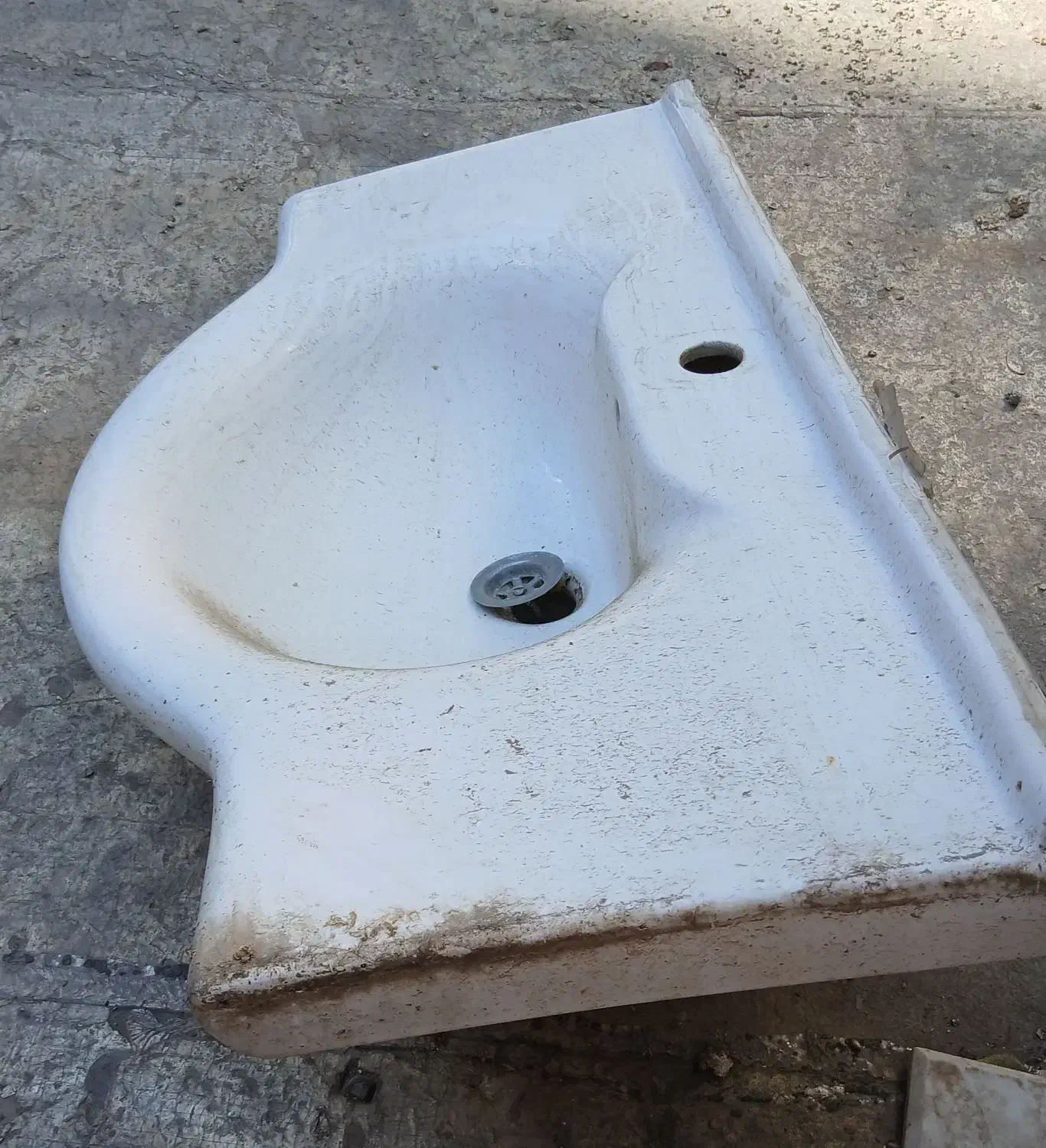 سنگ روشویی|لوازم سرویس بهداشتی|خرم‌آباد, |دیوار