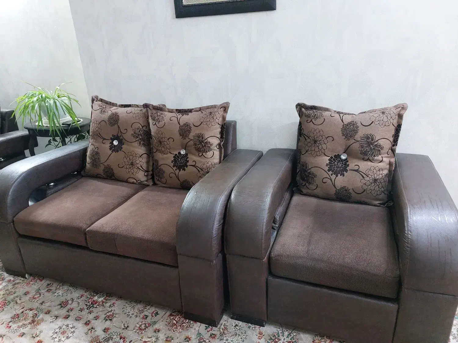 مبلمان ۹نفره|مبلمان خانگی و میز عسلی|مشهد, استاد یوسفی (شهرک غرب)|دیوار