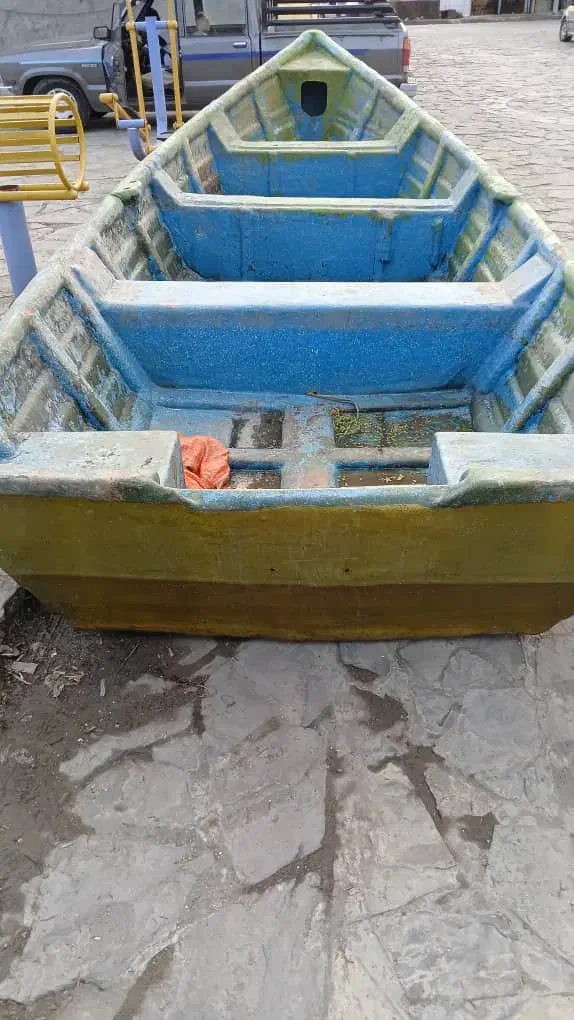 قایق|قایق و سایر وسایل نقلیه|بندر انزلی, چهارفریضه|دیوار