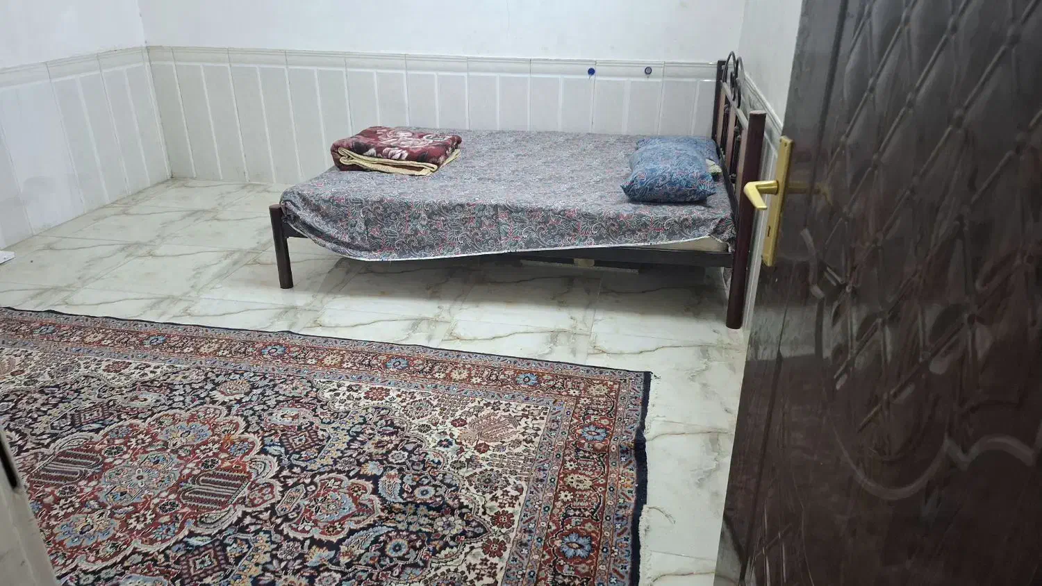 سوئیت دربست بدون پله  اتاق پارکینگ دار|اجارهٔ کوتاه‌مدت آپارتمان و سوئیت|یزد, |دیوار