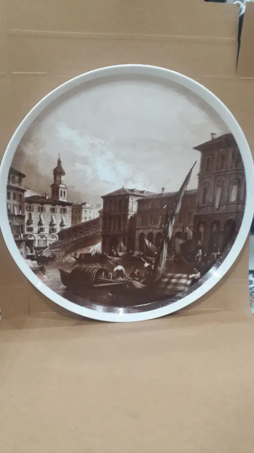 بشقاب دیوار کوب ایتالیایی|کلکسیون اشیاء عتیقه|تهران, افسریه جنوبی|دیوار