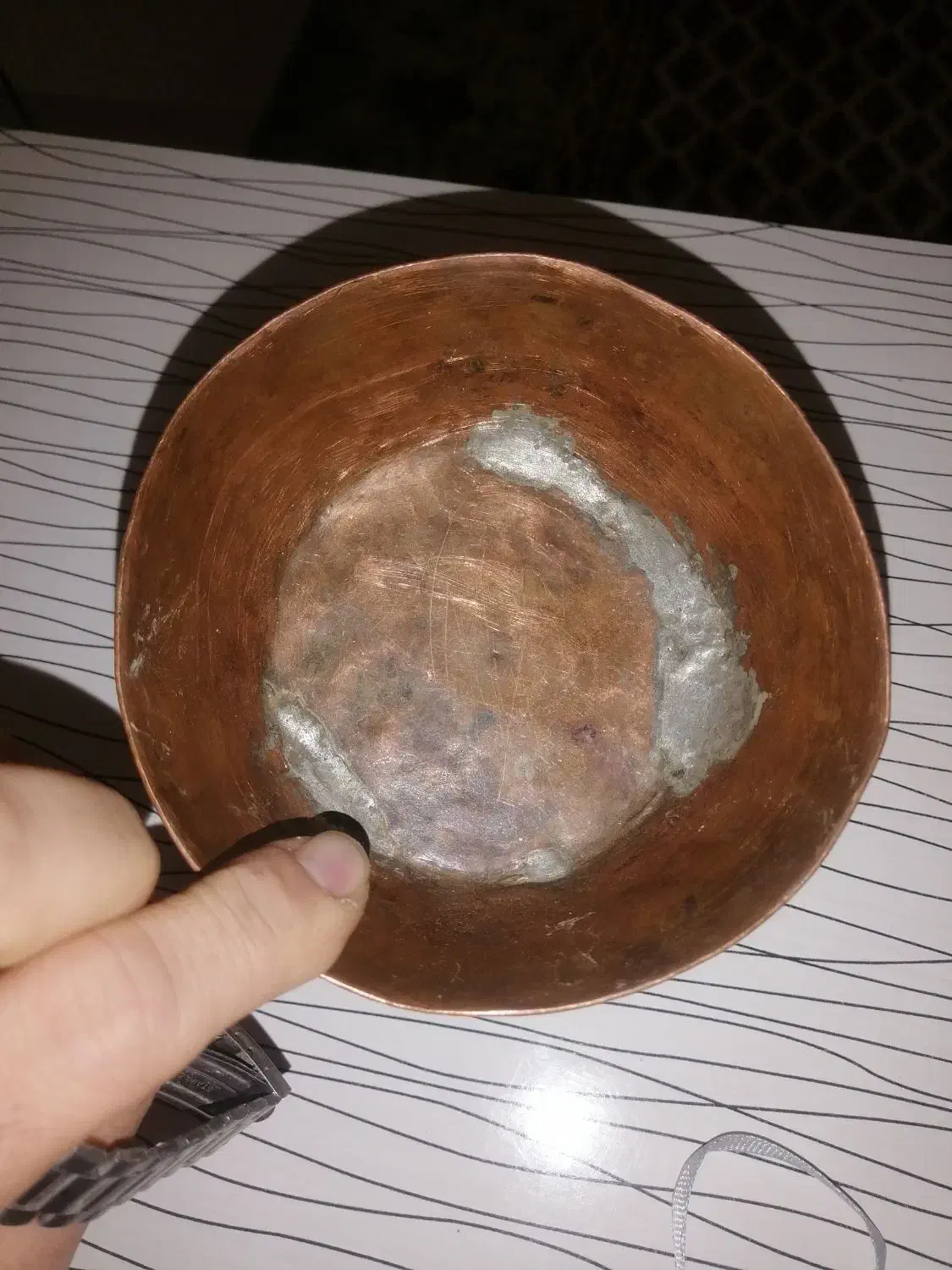 کاسه مسی قدیمی|کلکسیون اشیاء عتیقه|بجنورد, |دیوار