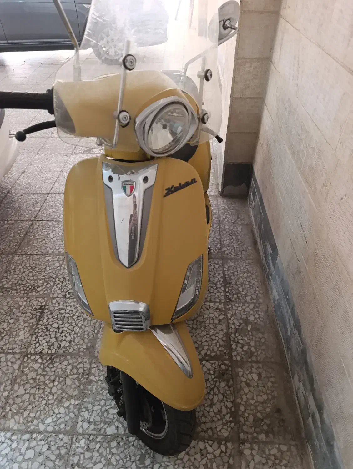 کاوان ۱۲۵ وسپا زرد ۹۸ با کلاه کاسکت|موتورسیکلت|کرج, شهرک ولیعصر|دیوار