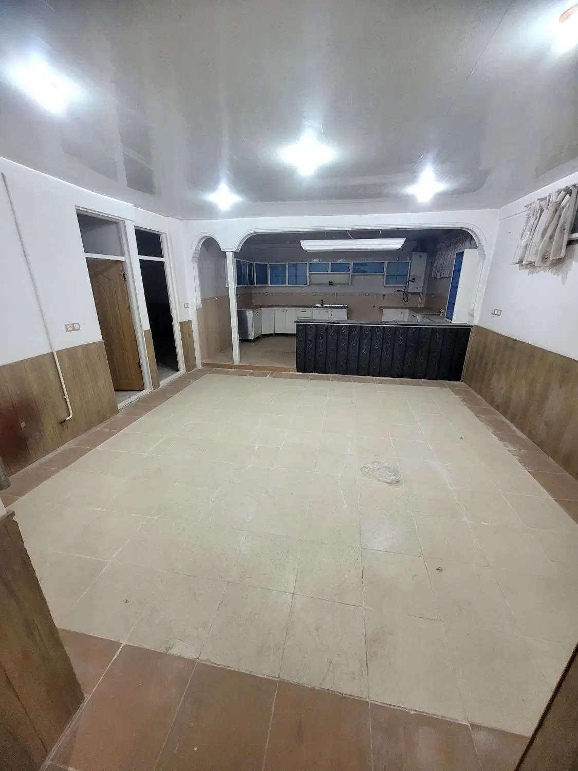 واحد اجاره پارکینگ دار|اجارهٔ آپارتمان|رفسنجان, |دیوار