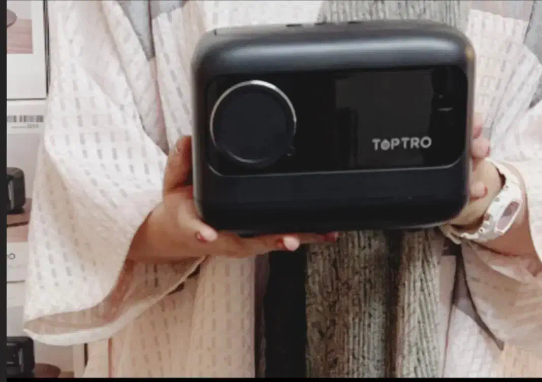 پرژکتور TOPTRO شارژی قابل حمل اتصال مستقیم به گوشی|تلویزیون و پروژکتور|تهران, فلسطین (میدان انقلاب)|دیوار