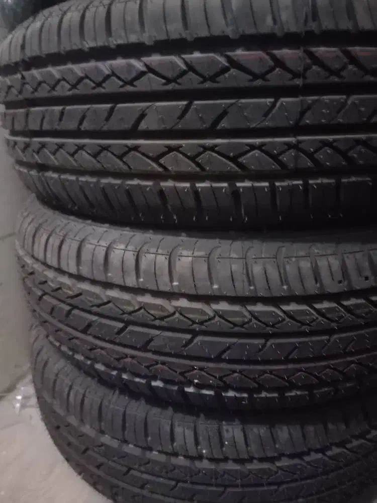 لاستیک کوییک|قطعات یدکی و لوازم جانبی|اهواز, سپیدار|دیوار