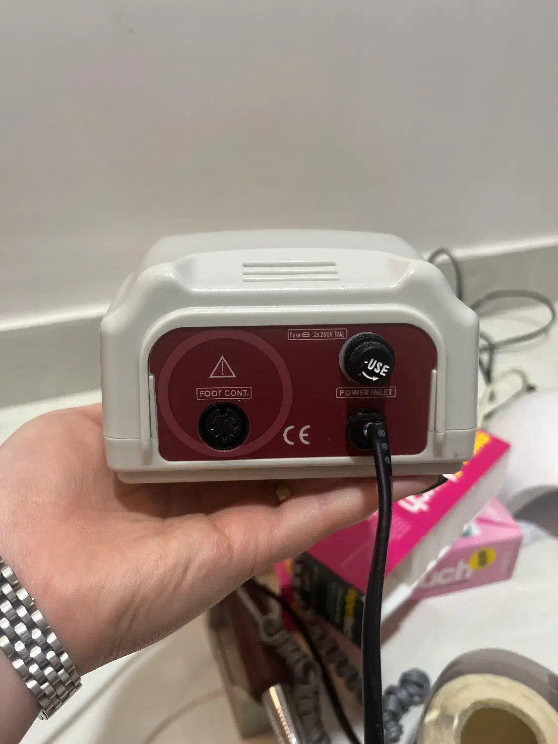 فروش سوهان برقی دسته سبک استرانگ و دستگاه یو وی|آرایشی، بهداشتی، درمانی|سقز, |دیوار