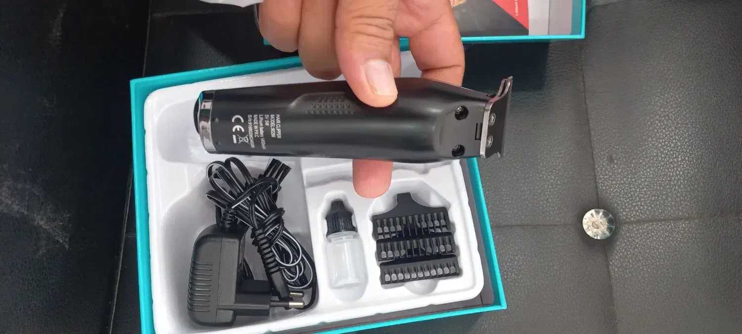 خط زن نو عالی قیمت مناسب|آرایشی، بهداشتی، درمانی|میناب, |دیوار