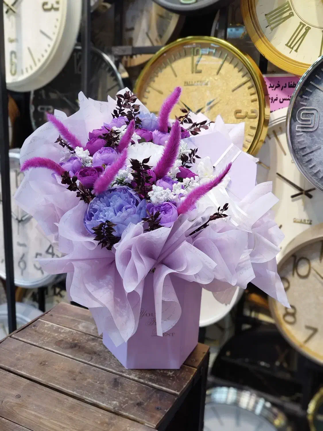 باکس هدیه|گل مصنوعی|فردیس, فردیس|دیوار