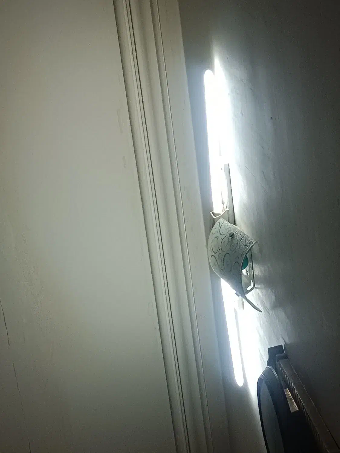 مقداری مهتابی کلیدپریز لوستر چراغ خاب کمد نوزادی|لامپ و چراغ|تربتحیدریه, حسنی بالا|دیوار