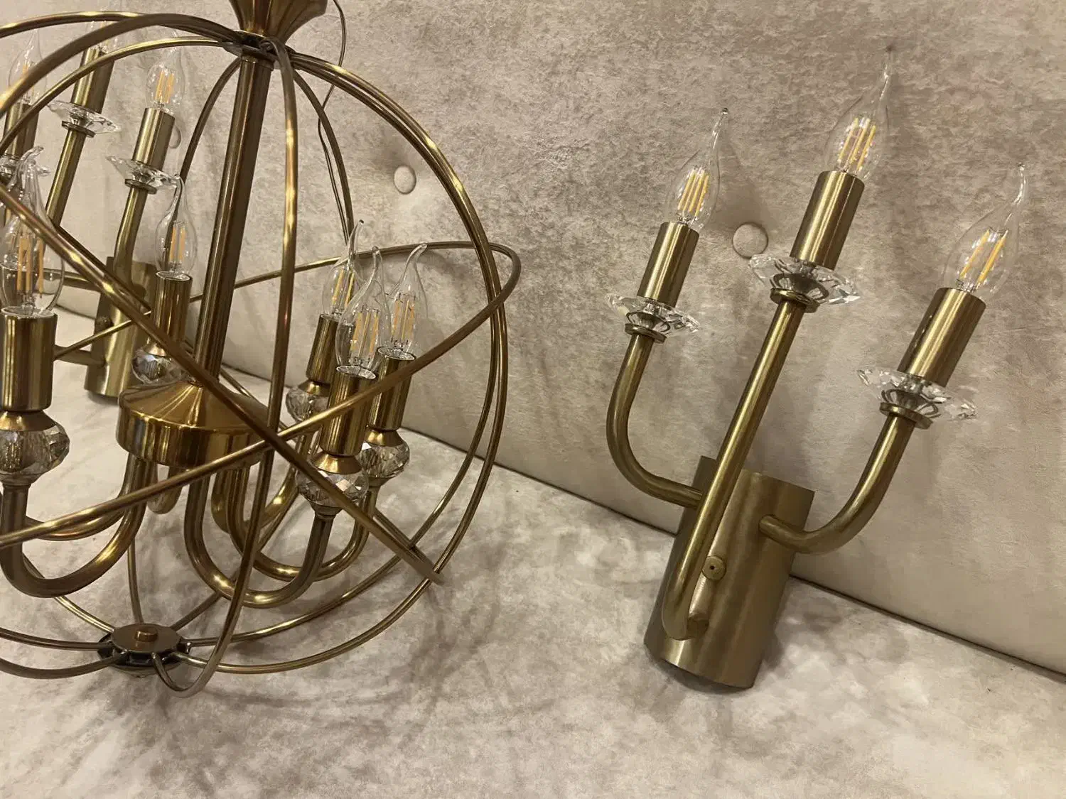 لوستر ۵ شاخه مدرن با ۲ عدد دیوارکوب ۳ شاخه در حد|لوستر و چراغ آویز|مشهد, فارغ التحصیلان|دیوار