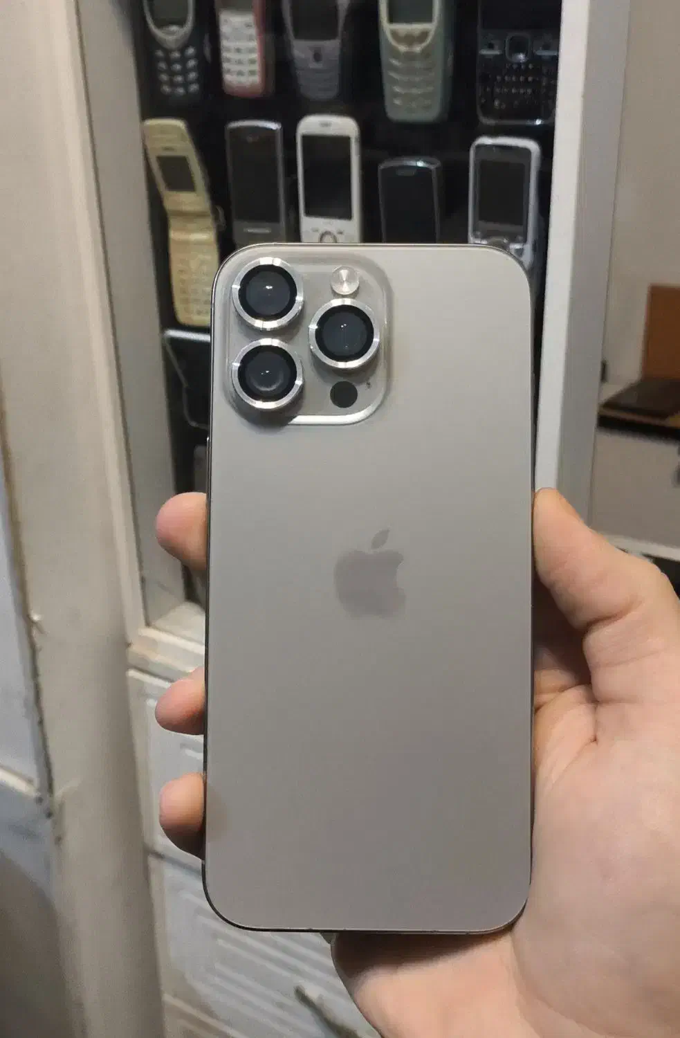 16promax معاوضه|موبایل|فردیس, قریشی|دیوار