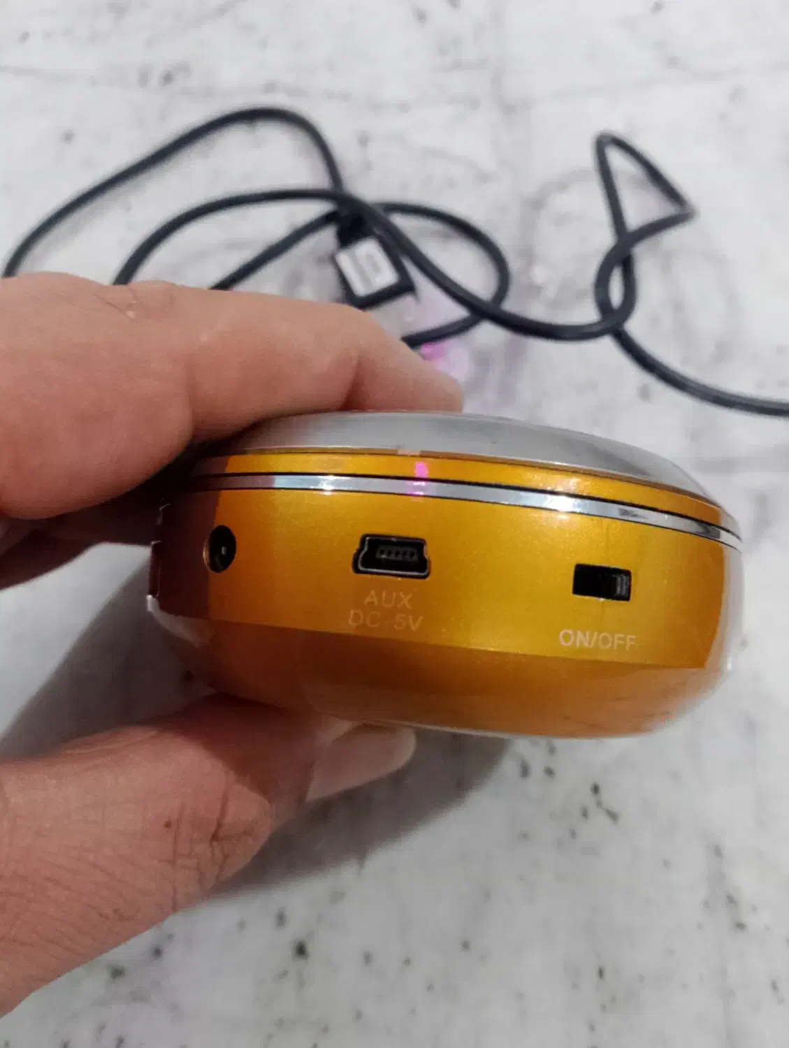 اسپیکر سالم بلوتوثی|پخش‌کننده همراه|نسیم‌شهر, |دیوار