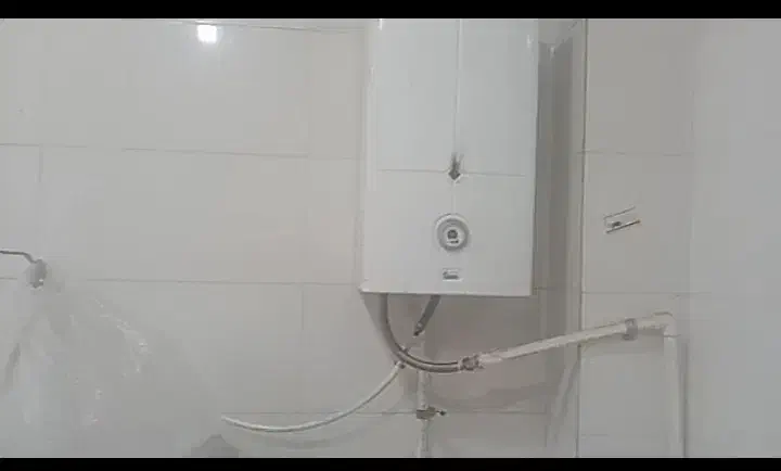 آبگرمکن بوتان|آبگرمکن، پکیج، شوفاژ|شوشتر, |دیوار