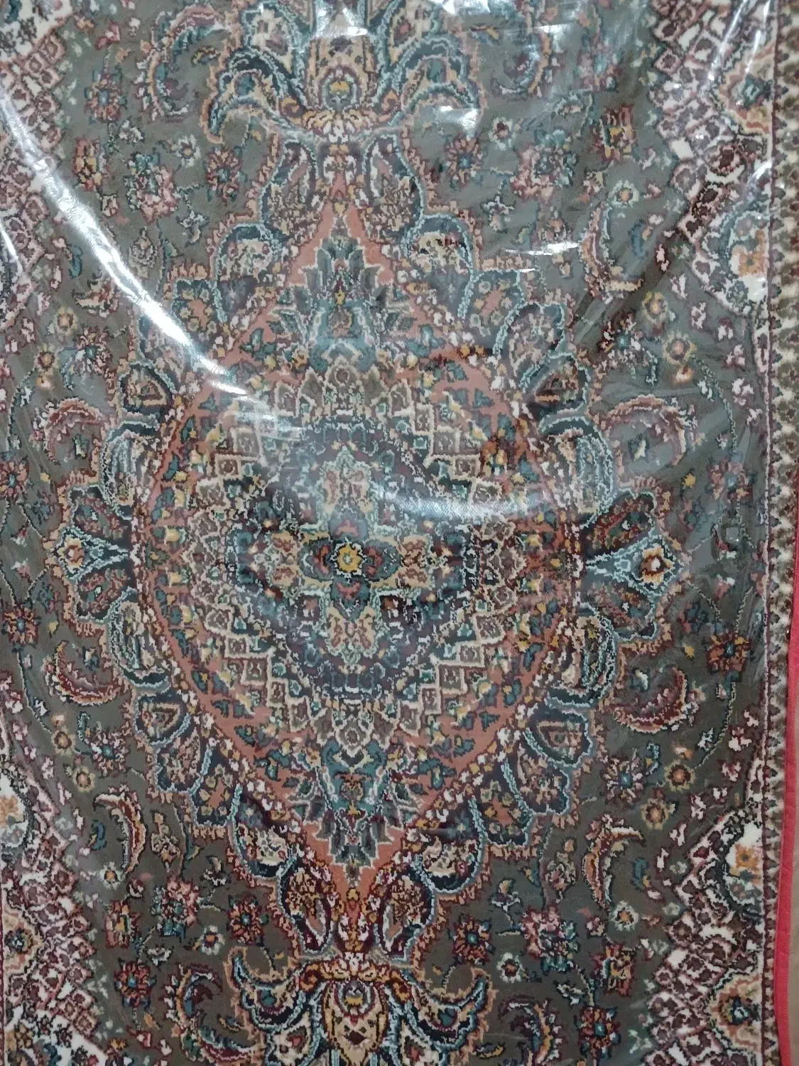 پشتی در حد نو|پشتی|ساوه, |دیوار