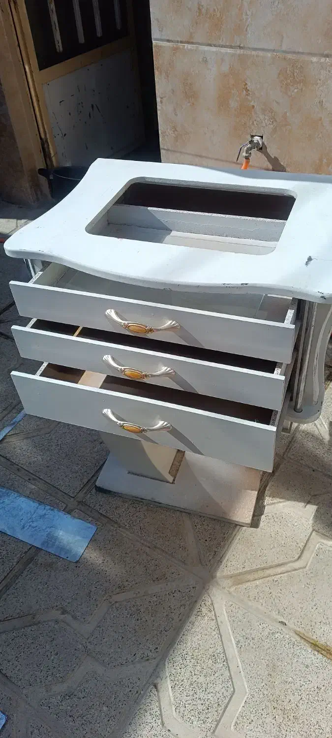 جاقاشقی|آب‌چکان و نظم‌دهنده ظروف|چناران, |دیوار