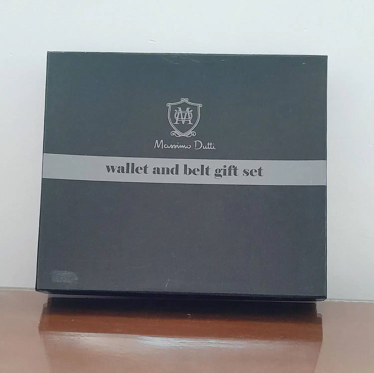 پک کادویی مردانه|کیف، کفش، کمربند|پرند, فاز ۶|دیوار