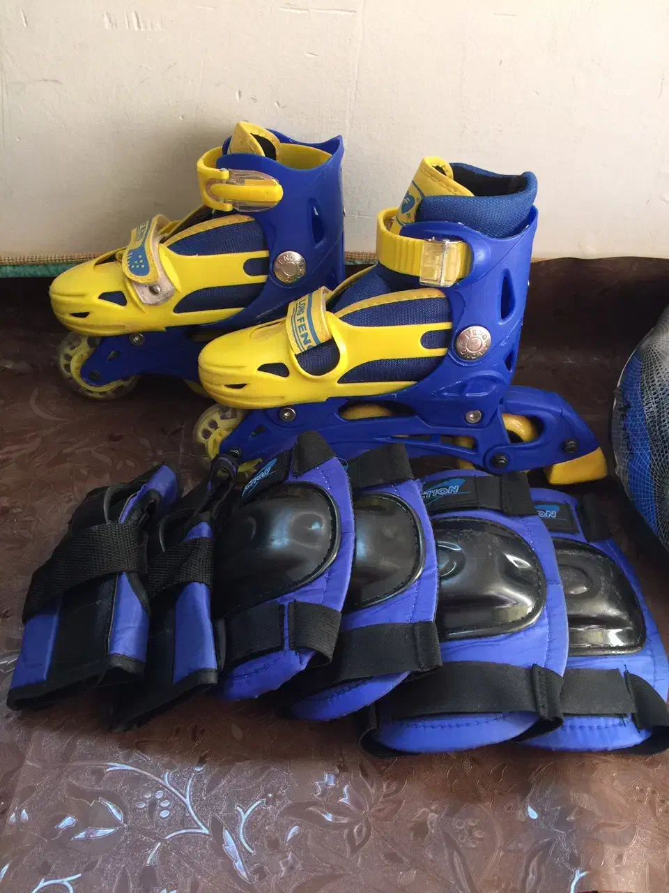 اسکیت با ست کامل|دوچرخه، اسکیت، اسکوتر|زنجان, |دیوار