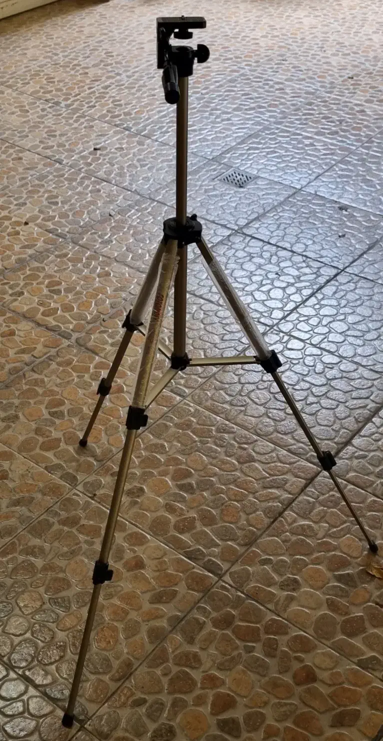 ۳ پایه دوربین فیلمبرداری و عکاسی|دوربین عکاسی و فیلم‌برداری|ارومیه, |دیوار