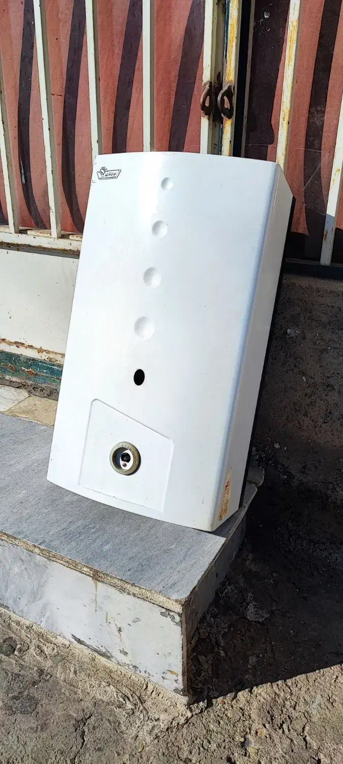 آبگرمکن ایرانشرق کم فشار|آبگرمکن، پکیج، شوفاژ|ساوه, |دیوار