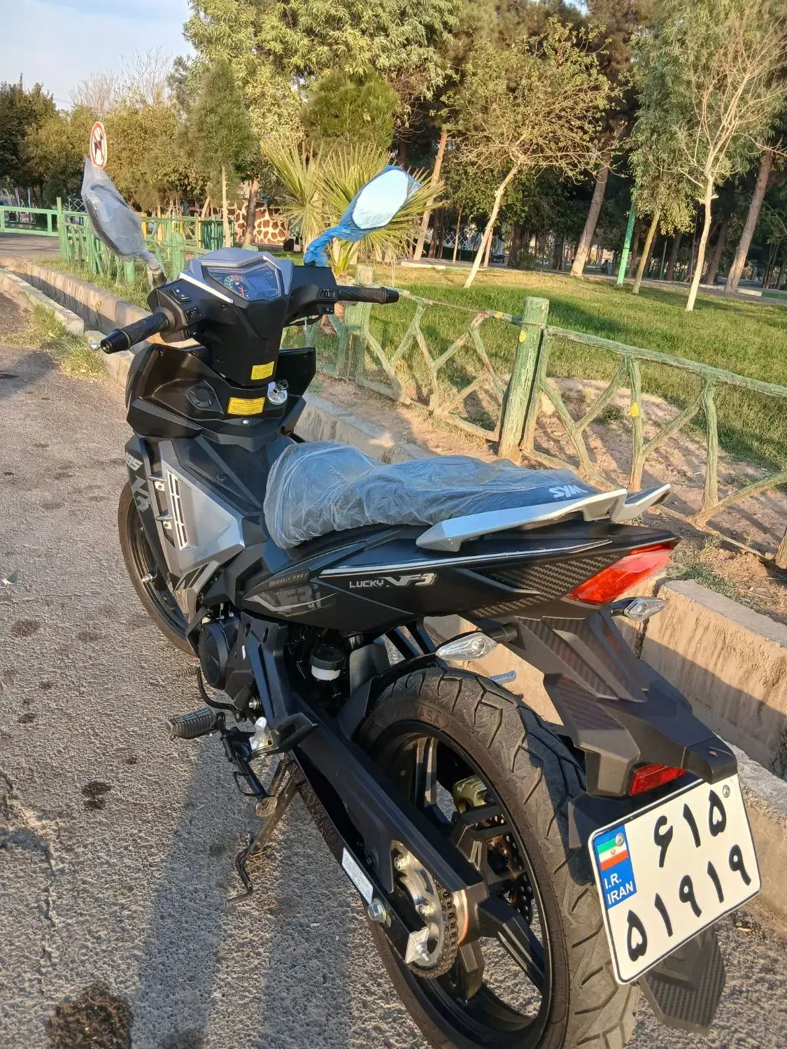 موتور لاکی سهند۱۸۵|موتورسیکلت|قرچک, زیبا شهر|دیوار