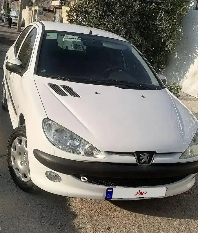 206تیپ 2 مدل 1400|خودرو سواری و وانت|شیراز, لب آب|دیوار