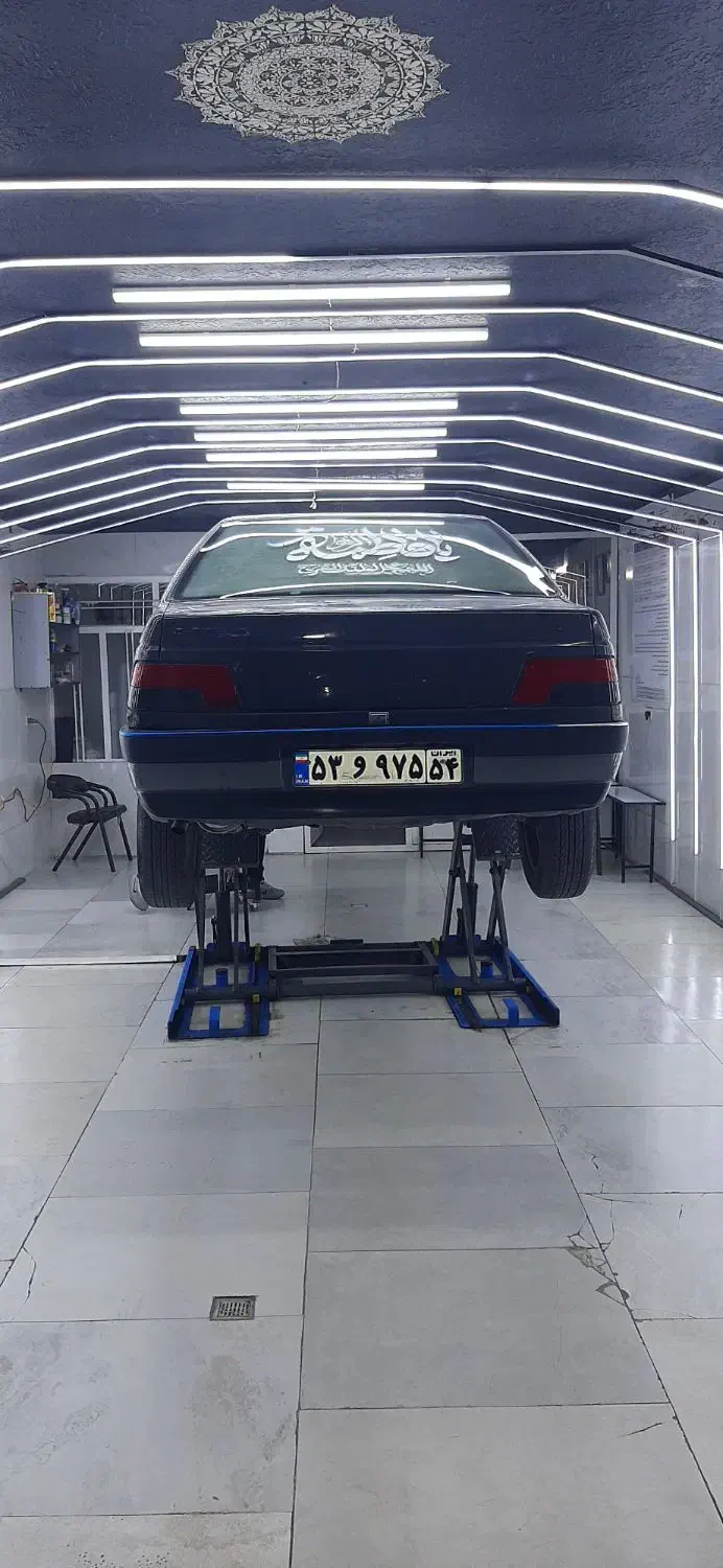 ۴۰۵ مدل ۸۳ نوک مدادی دور رنگ|خودرو سواری و وانت|یزد, |دیوار