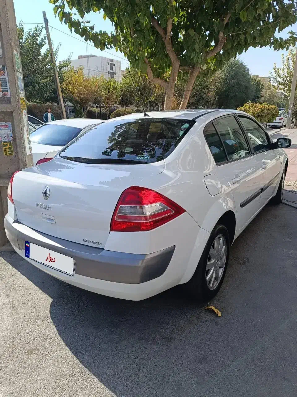 مگان ۲۰۰۰ اتوماتیک|خودرو سواری و وانت|کرج, مهرویلا شمالی|دیوار