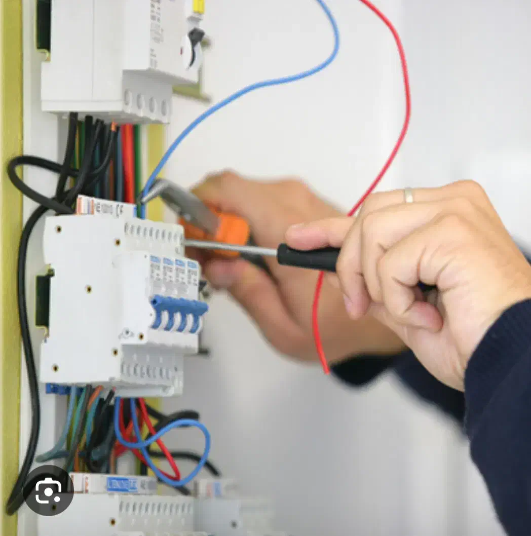 برق کاری ساختمان کلی وجزئی|خدمات پیشه و مهارت|لولمان, |دیوار