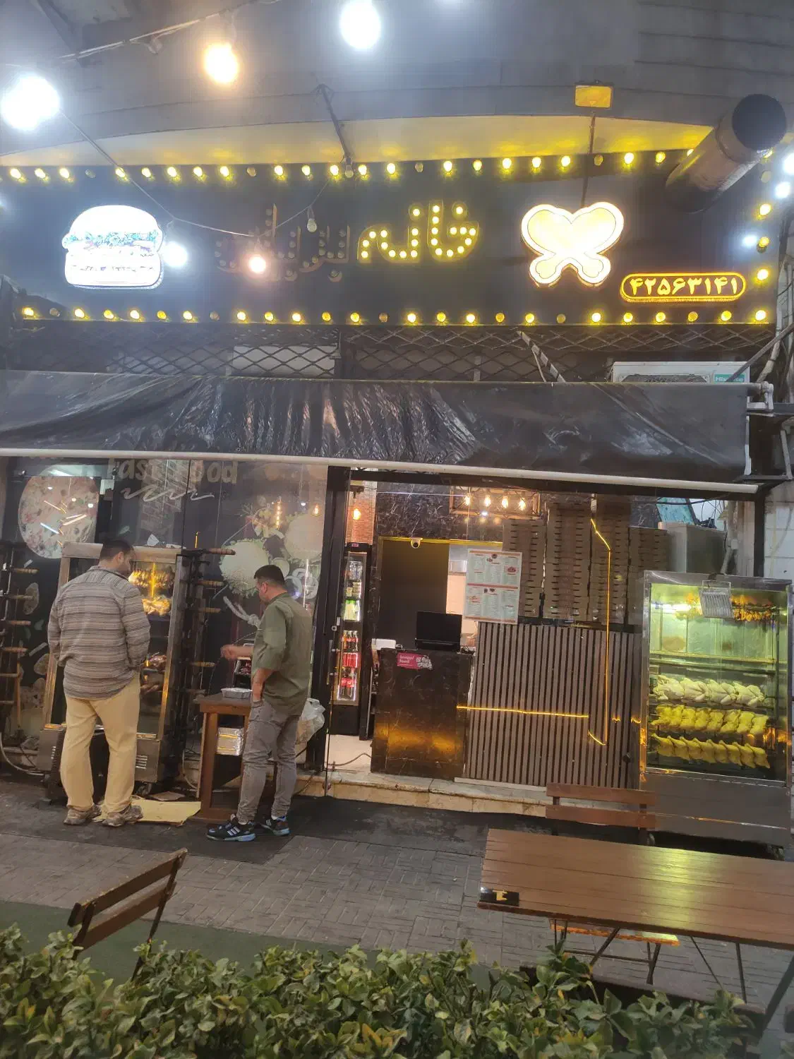 به یک نیروی کار آقا نیازمندیم|استخدام خدمات فروشگاه و رستوران|لنگرود, |دیوار