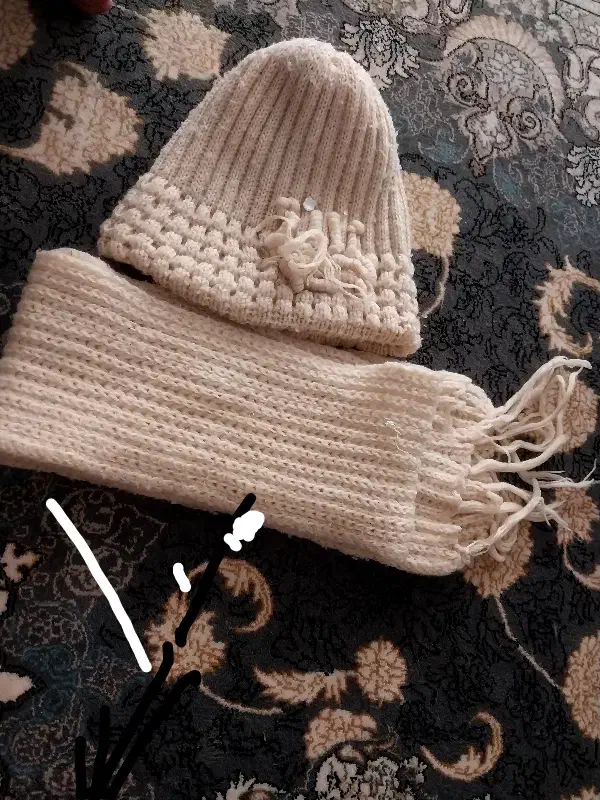 سویشرت وکلاه|کفش و لباس بچه|تربت‌حیدریه, منظر|دیوار