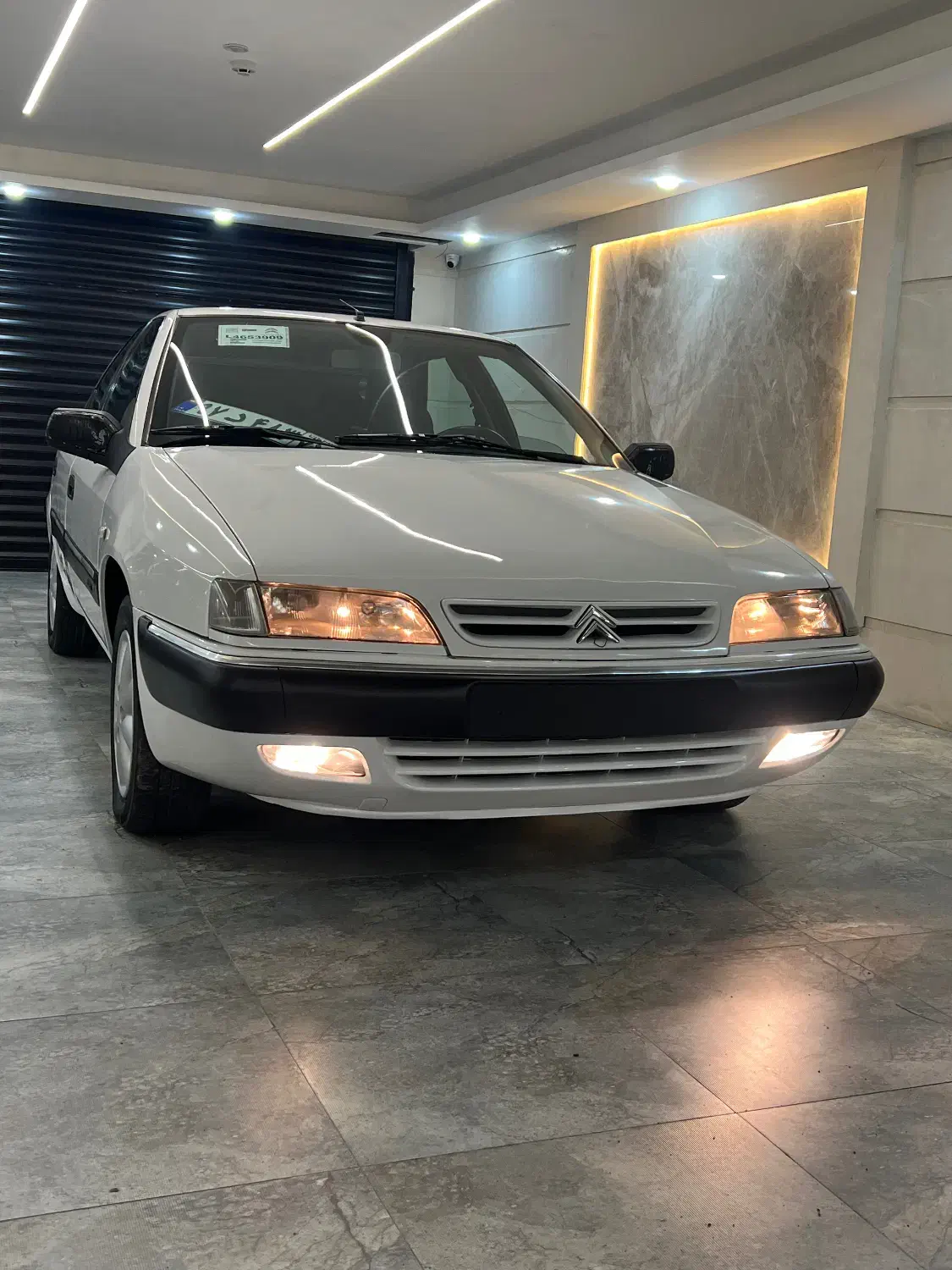 زانتیا مدل ۸۷سفید موتور ۲۰۰۰|خودرو سواری و وانت|تنکابن, |دیوار