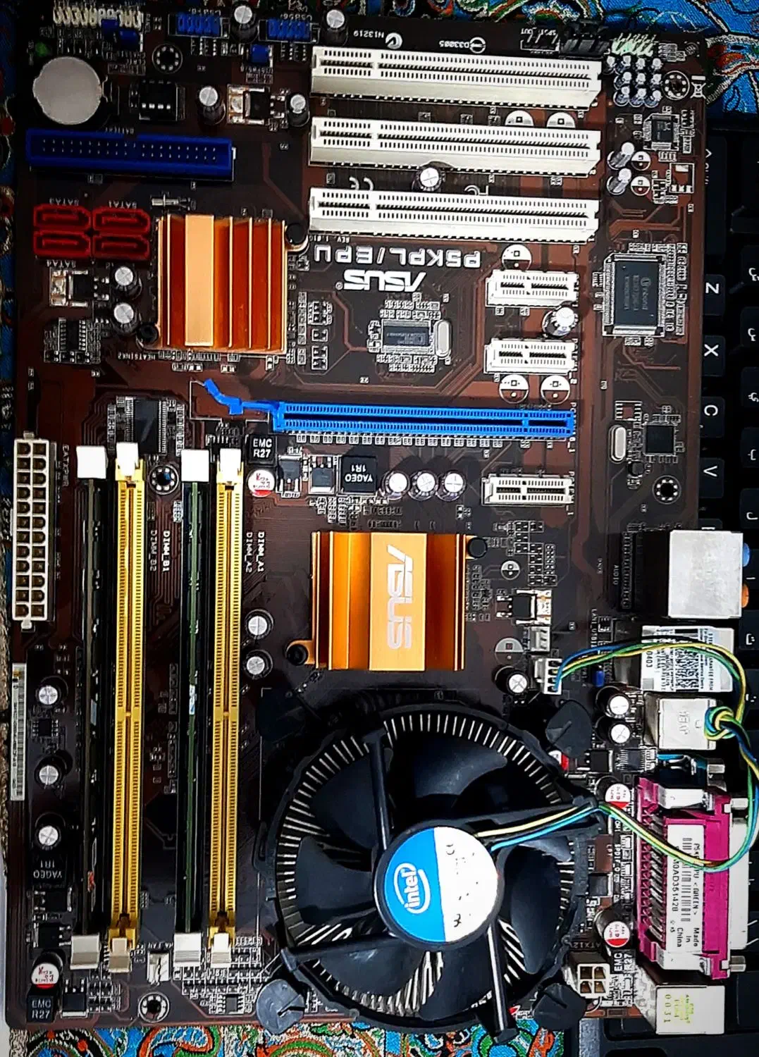 مادربرد ddr2   P5KPL/EPU  شرکت ISUS همراه  رم وspu|قطعات و لوازم جانبی رایانه|کرمانشاه, |دیوار