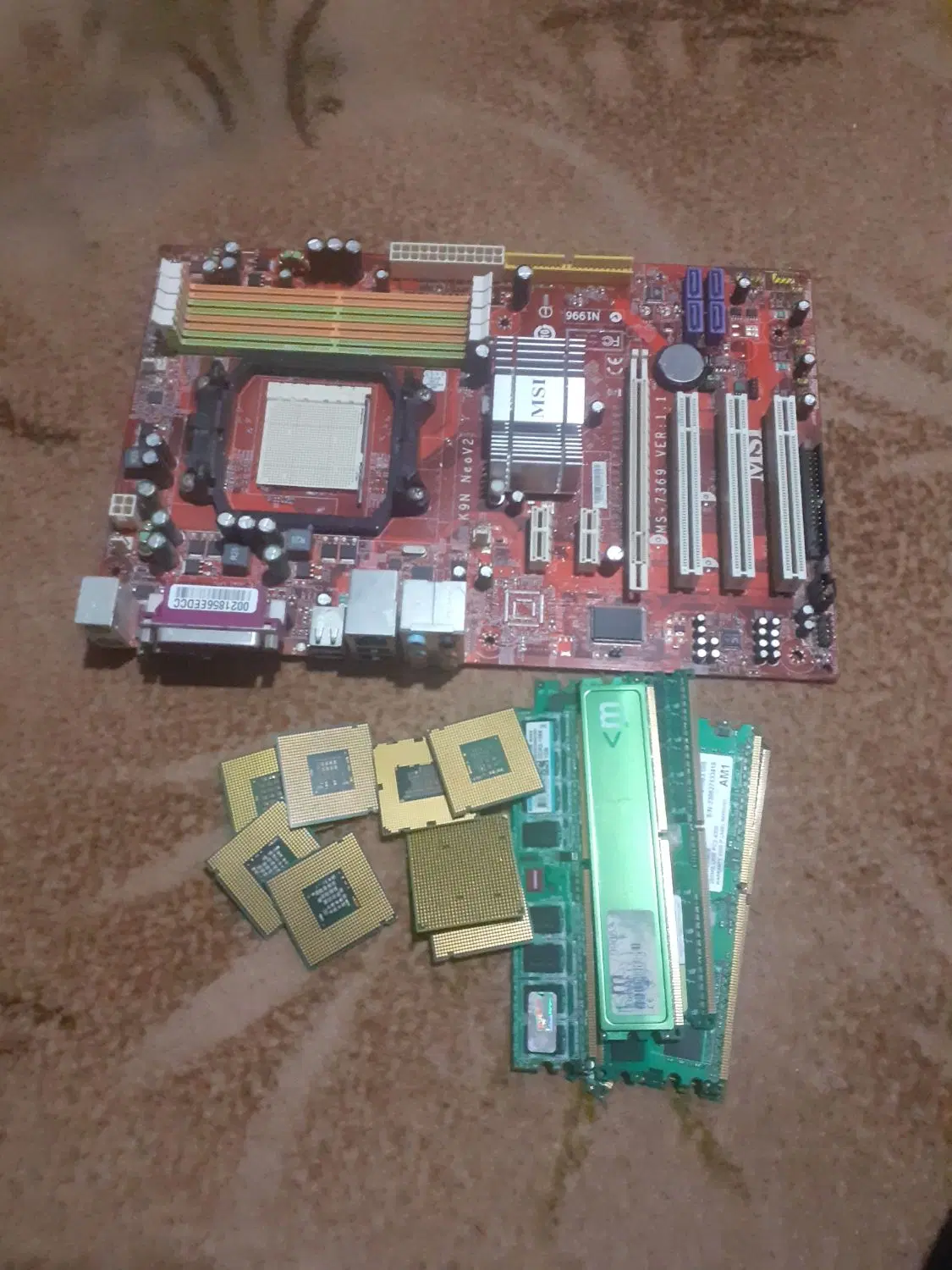 cpu . raam|قطعات و لوازم جانبی رایانه|بناب, |دیوار